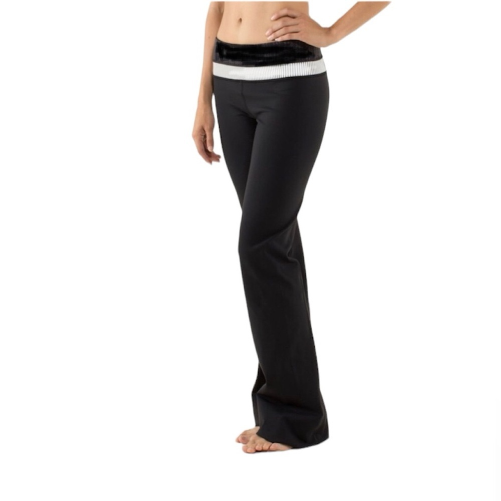 LULULEMON Groove Yoga Wide Leg Pant Luon Stretch Flare Colorblock Black White 6